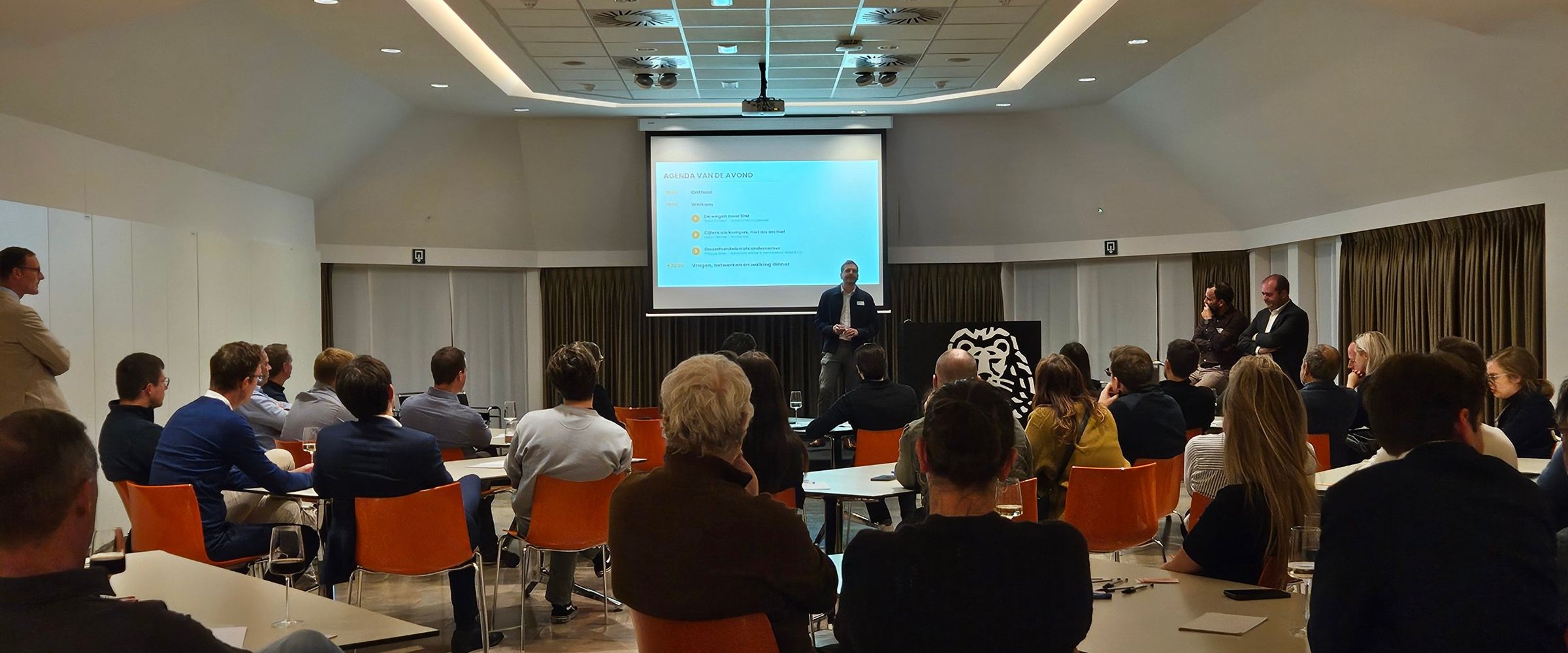 David Fonteyn speaking at a business owners evening