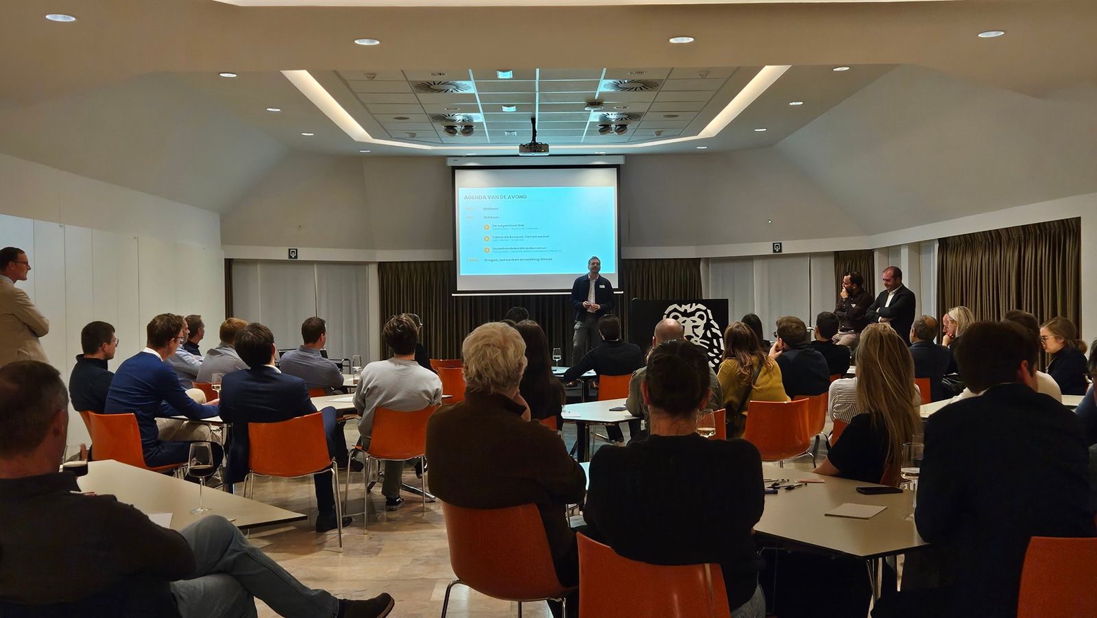 David Fonteyn speaking at a business owners evening